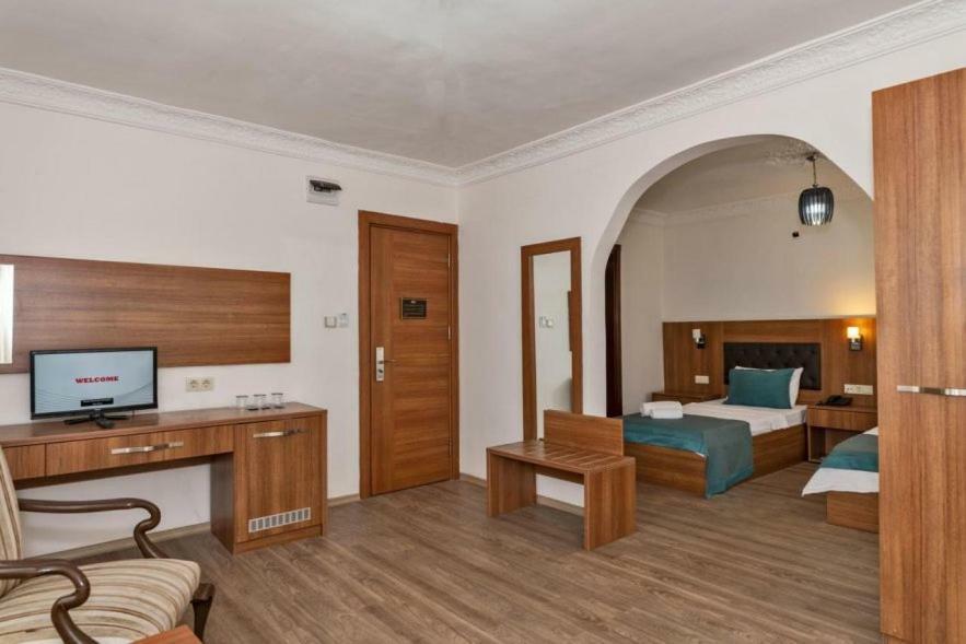 Diamond City Resort Hotel Buyukcekmece Exterior photo